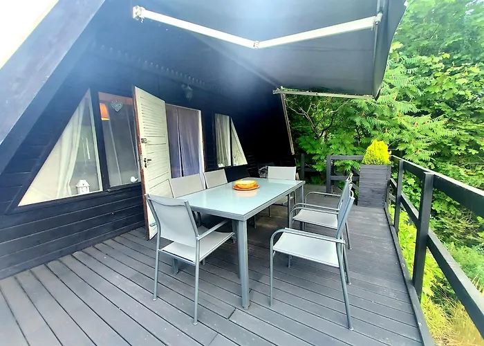 Nad Jeziorem * Boguchwalowice